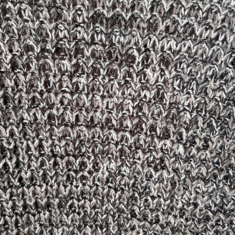 Cardigan - Picture 2 of 4